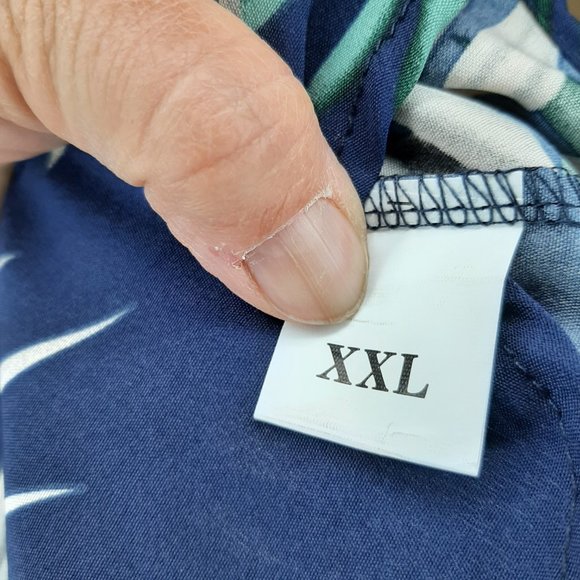 NWOT!! Blue Tropical Print Top - Picture 6 of 7